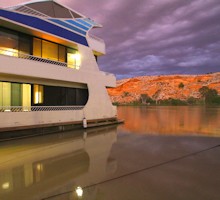 Murray River Houseboat